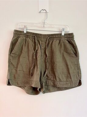 Reitmans Olive Green Elastic-Waist Shorts